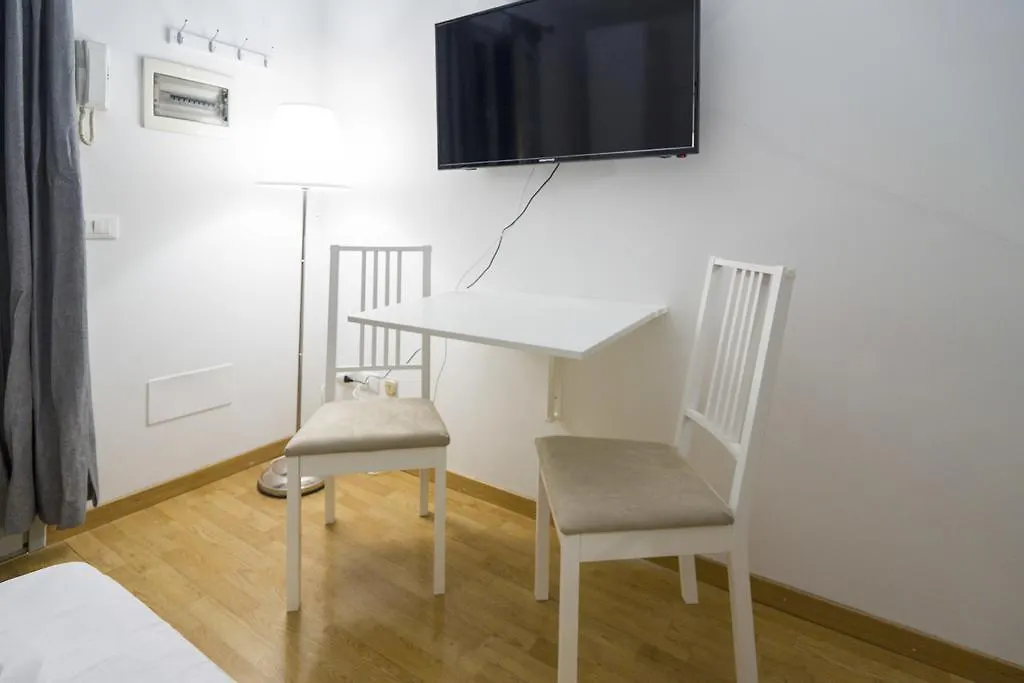 Lejlighed Cadorna Center Studio-By Flatscollection Milano