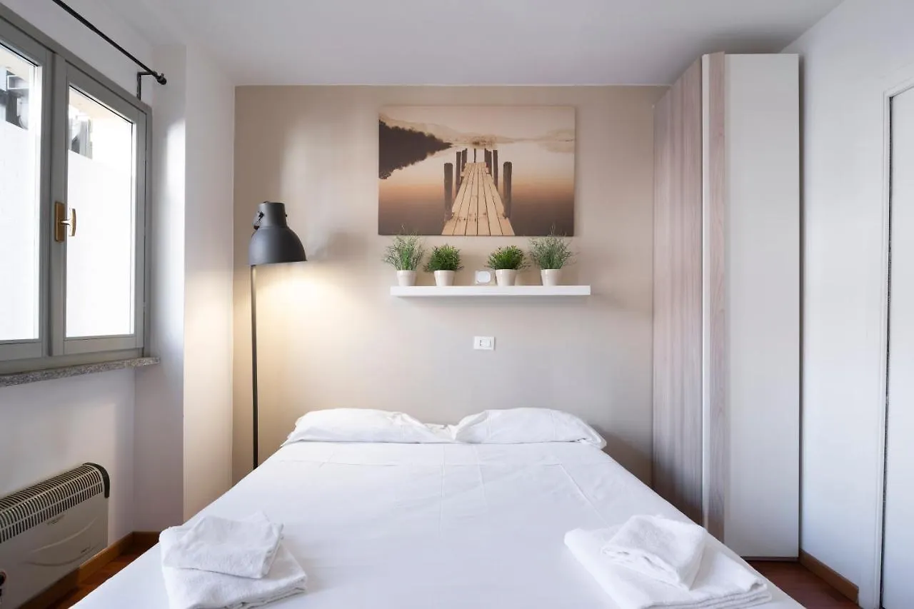 Cadorna Center Studio-By Flatscollection Milano 0*,